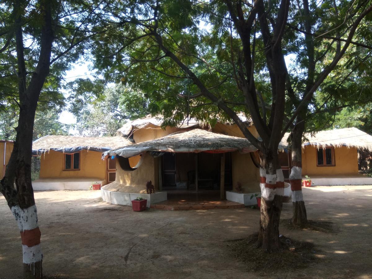 Grand Celebration Resort Rāipur Exterior foto